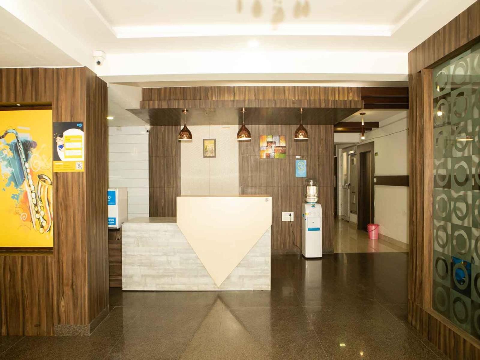 Z Express Enzyme Hotel Bangalore Buitenkant foto