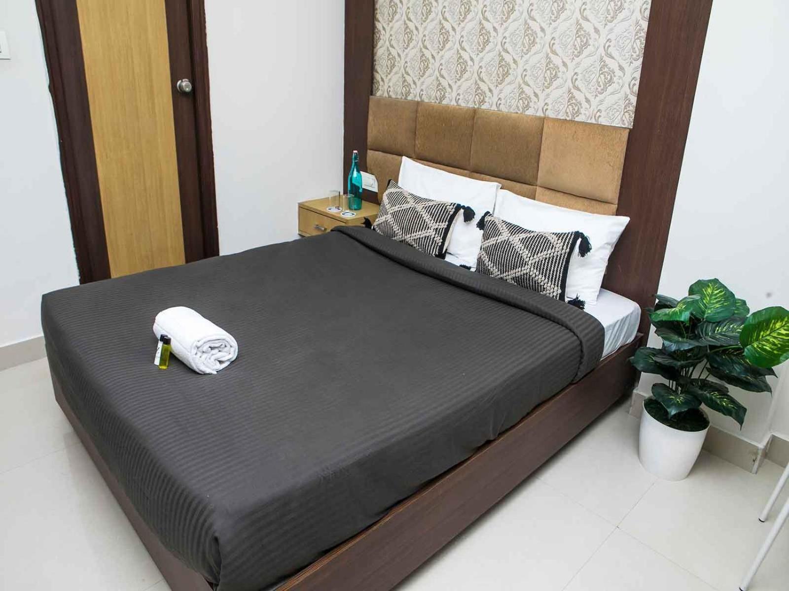 Z Express Enzyme Hotel Bangalore Buitenkant foto